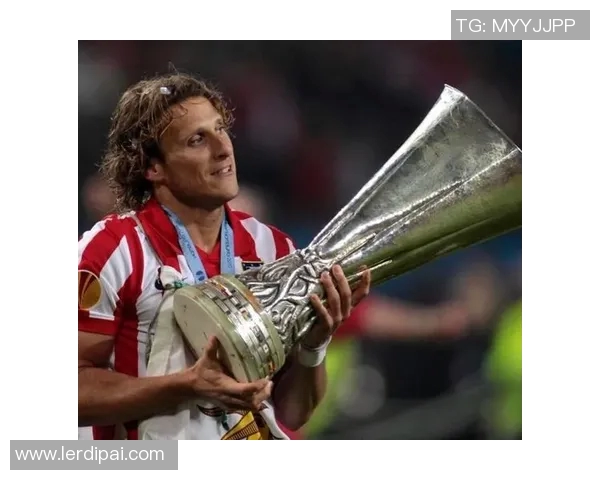 足球明星迭戈的传奇人生与辉煌成就揭秘